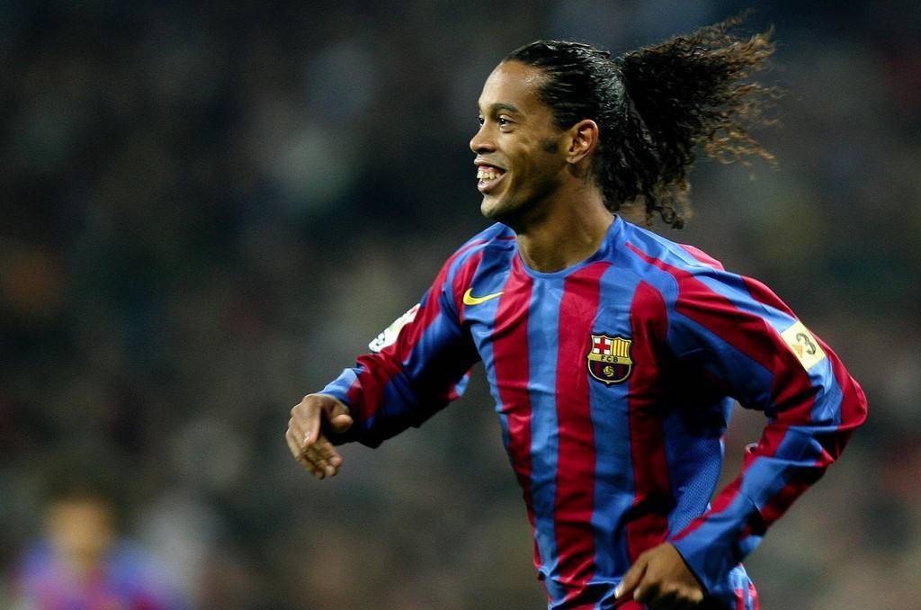 进一步借助 进一步借助