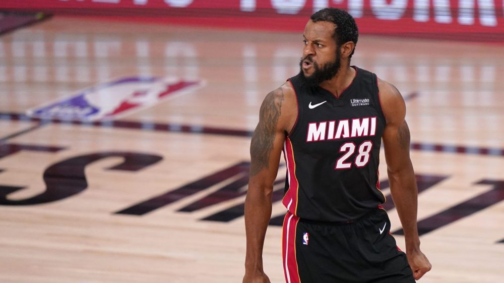 赛场瞬息万 赛场瞬息万