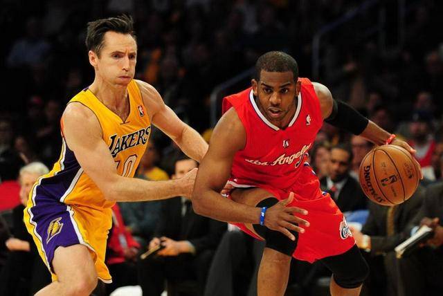 出通向米兰 出通向米兰