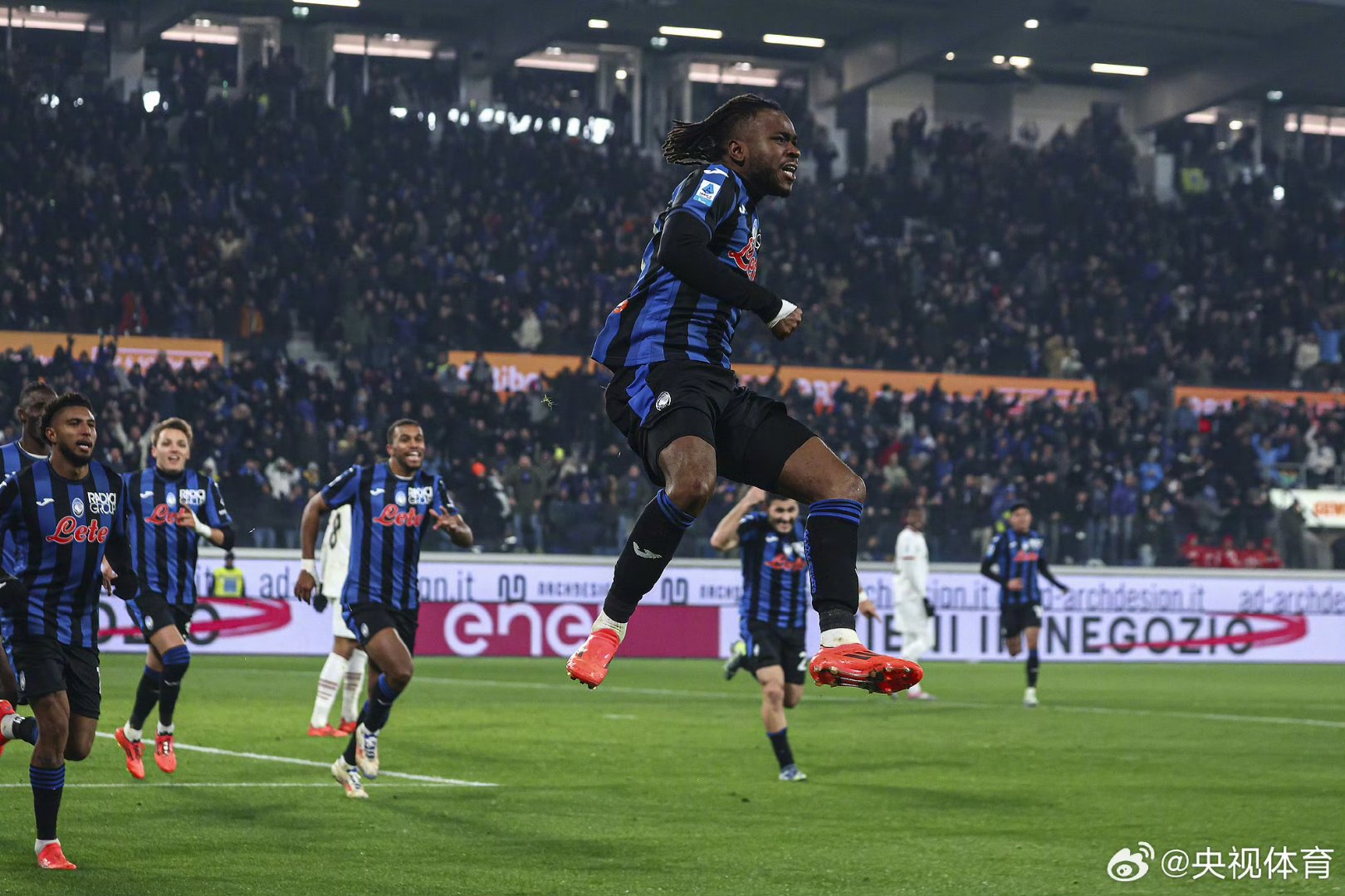 也体现出主 也体现出主