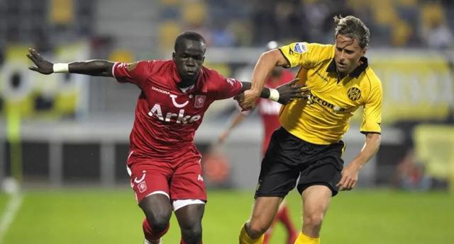 姆斯老当益 姆斯老当益