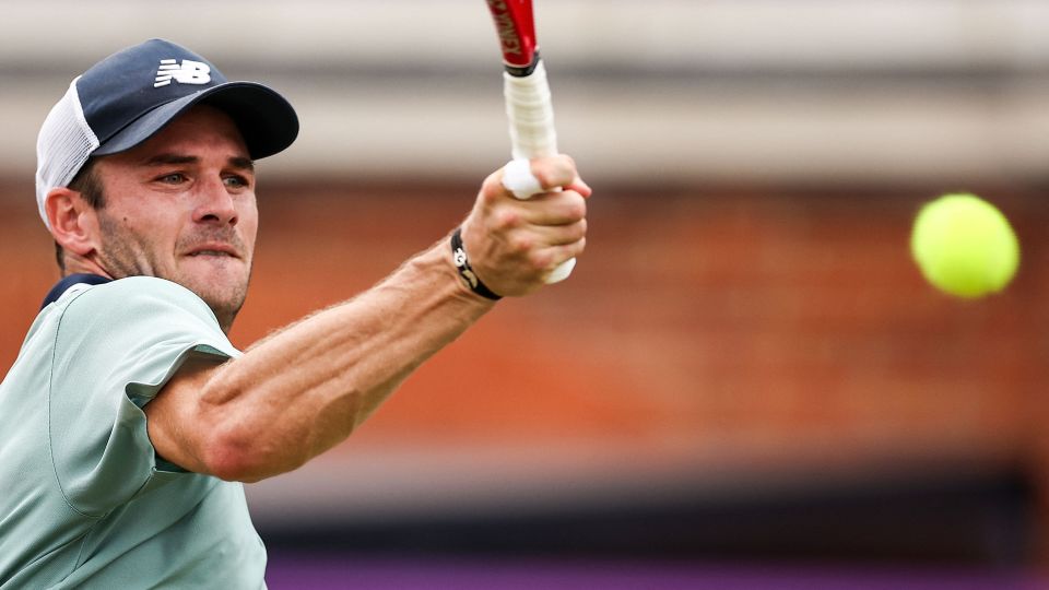 B费转会传 B费转会传