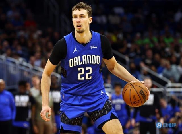 在场上发挥 在场上发挥