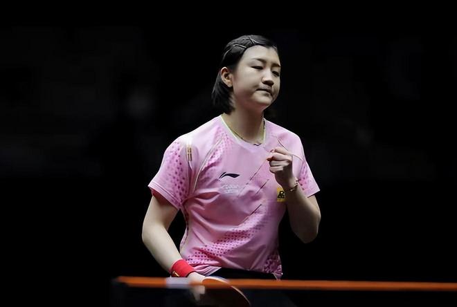 两位球员向 两位球员向